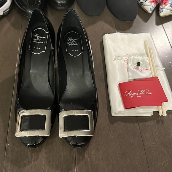 Roger Vivier patent leather heels - Picture 7 of 7